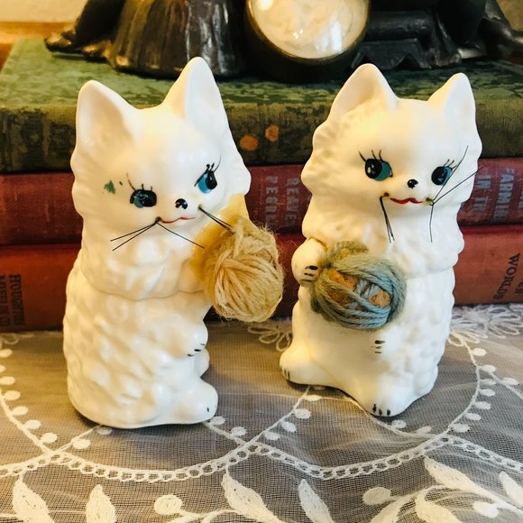 Vintage Other - VTG rare kitten salt & pepper shakers with squeaker